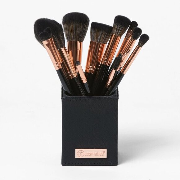 NWT BH STUDIO PRO makeup brush set, BH Signature Rose Gold 13 Piece Brush Set - Picture 1 of 5
